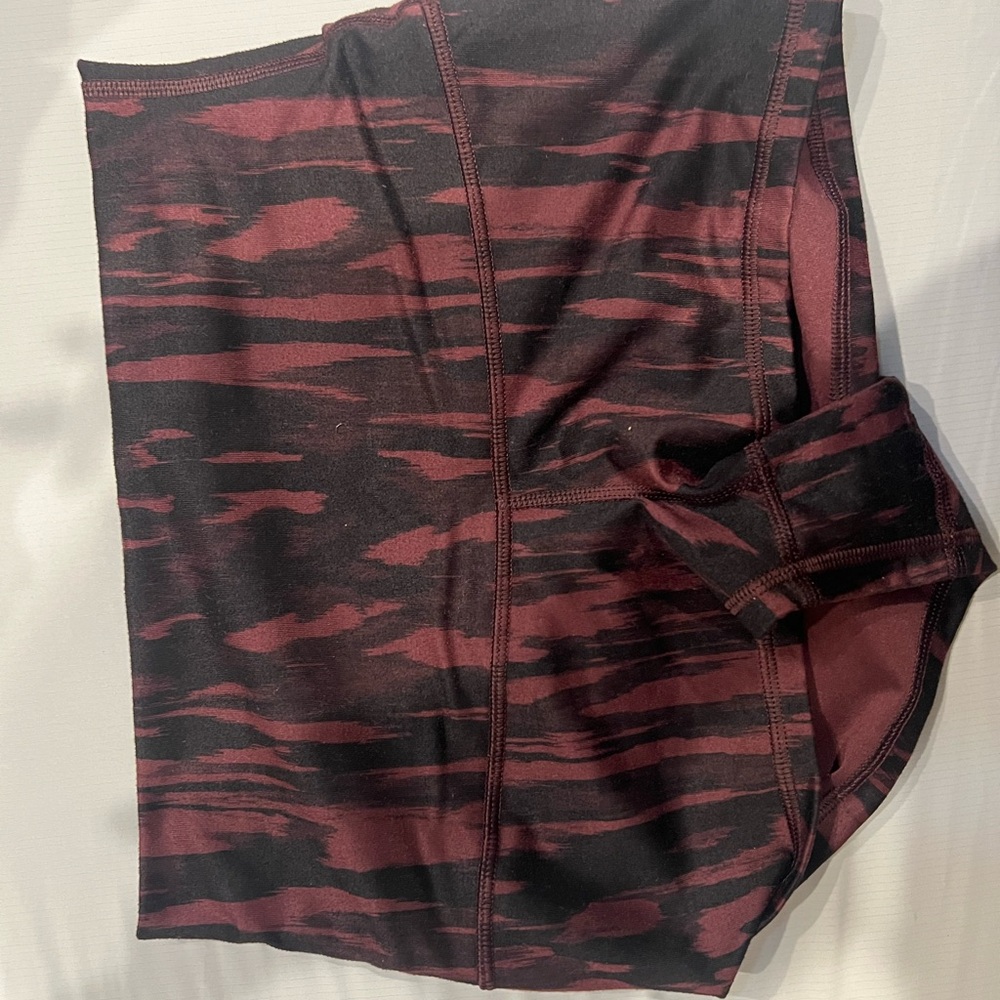 Lululemon shorts 4